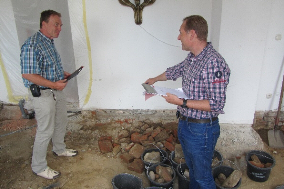 Dr Gerhard Binker koordiniert die Radon-Sanierungsmassnahmen